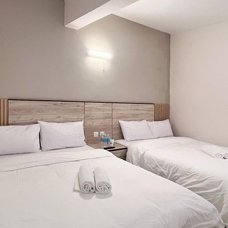 Vilana Hotel Arau Esterno foto