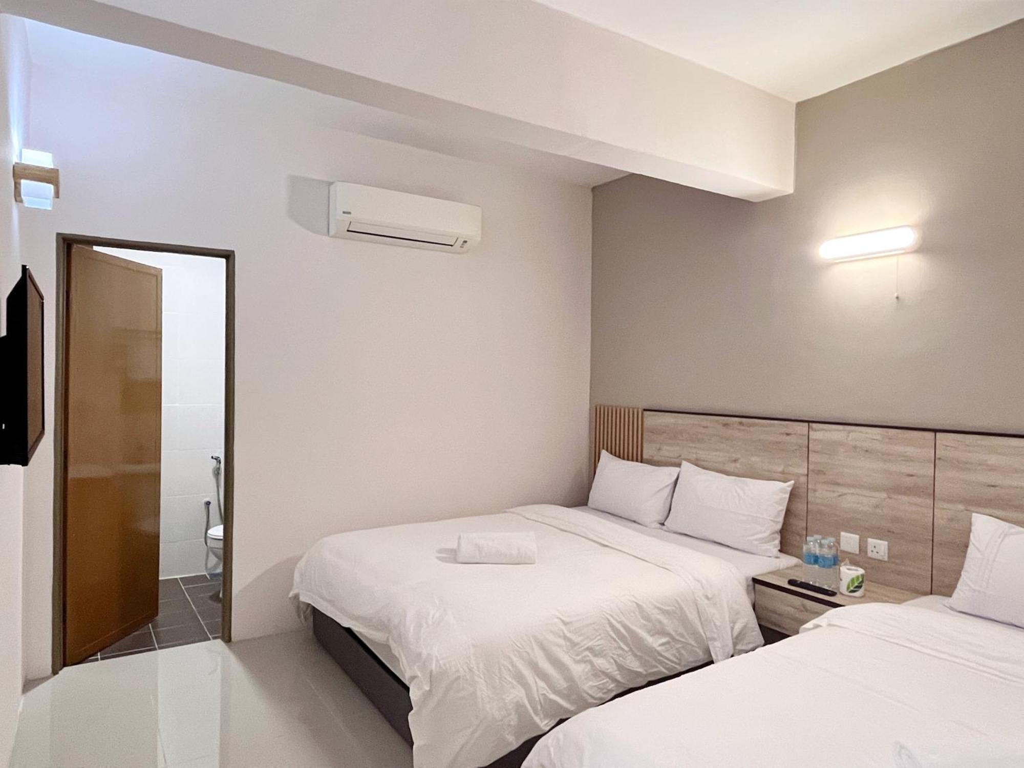 Vilana Hotel Arau Esterno foto